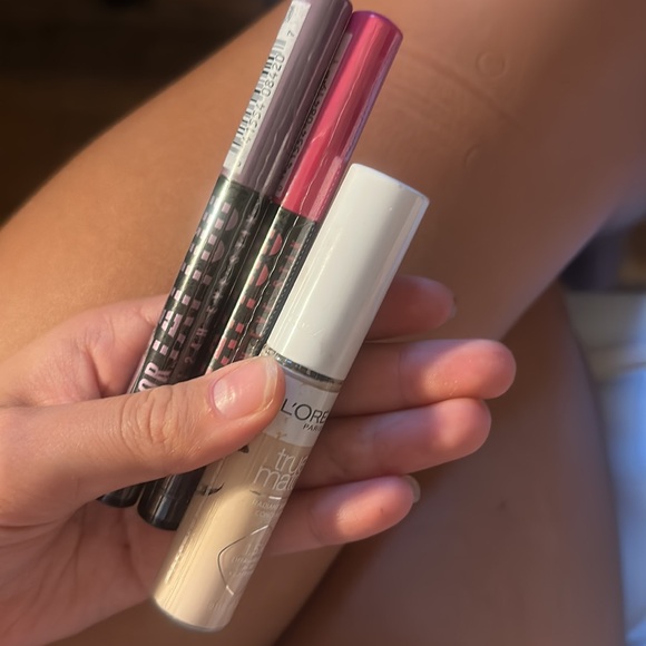 maybelline makeup A TON for a low price - Picture 8 of 10